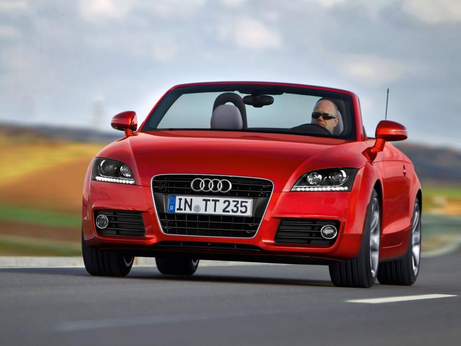  Audi TT 1.8 TFSI Roadster (8J) 2010 года  (WW) (фото 2 из 16)